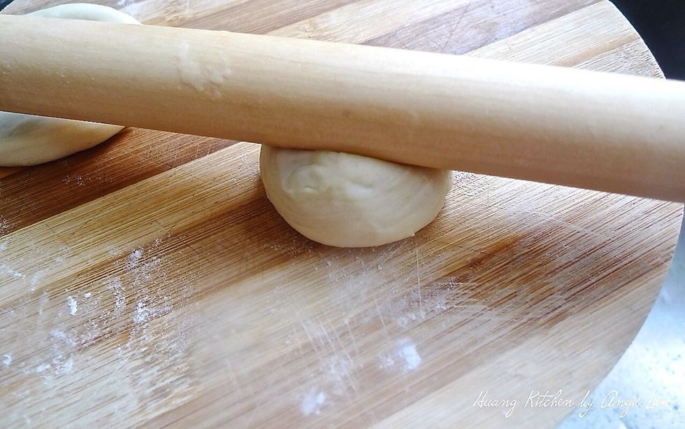 Then flatten the round dough again.