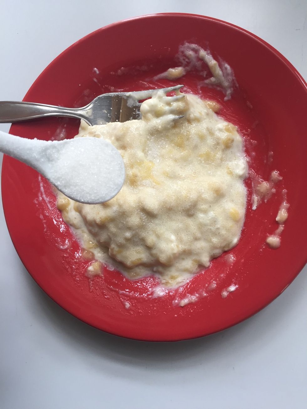 Then, for the final touch, add about 1 teaspoon of granulated sugar. You can sweeten it with other ingredients, but that\u2019s how I do it. Give it a final stir