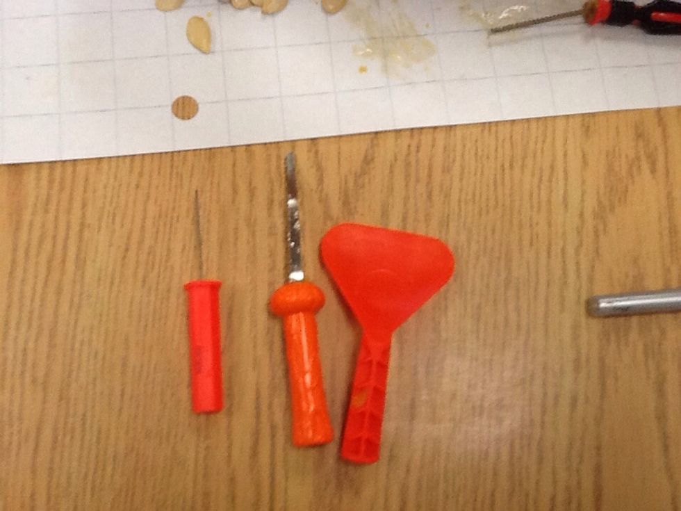 Then,get a knife, poker(scooper).