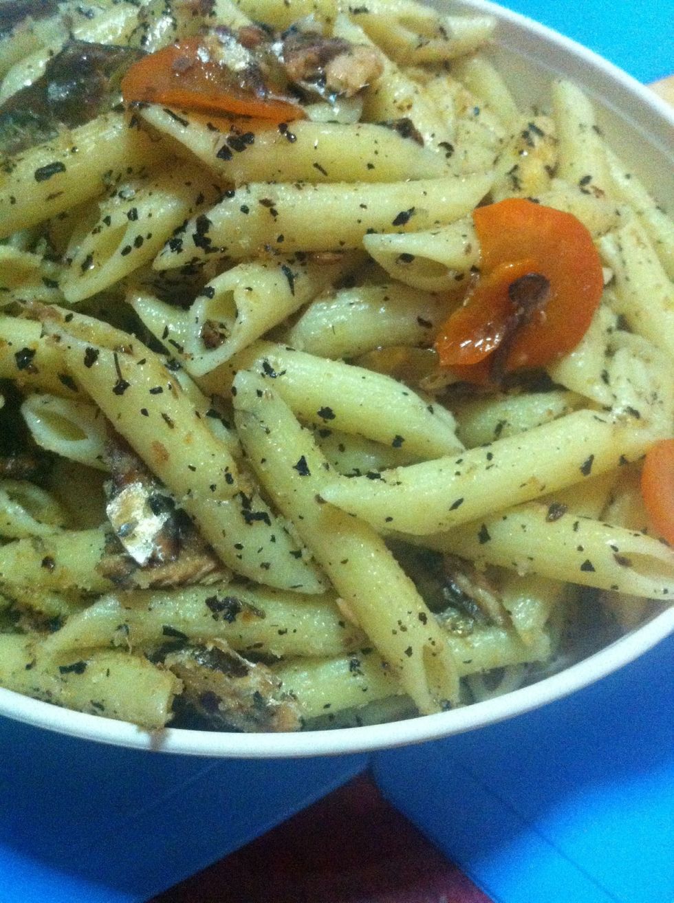 Then grab the sardines and mix them all together! And there you have it your very own Penne Spanish Sardines! Muy Bien y delicioso!