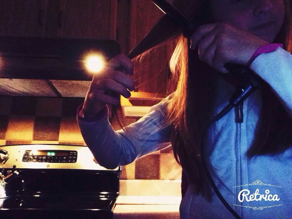 Then hold wand in front of thin piece of hair \ud83d\ude4e\ud83d\udc48