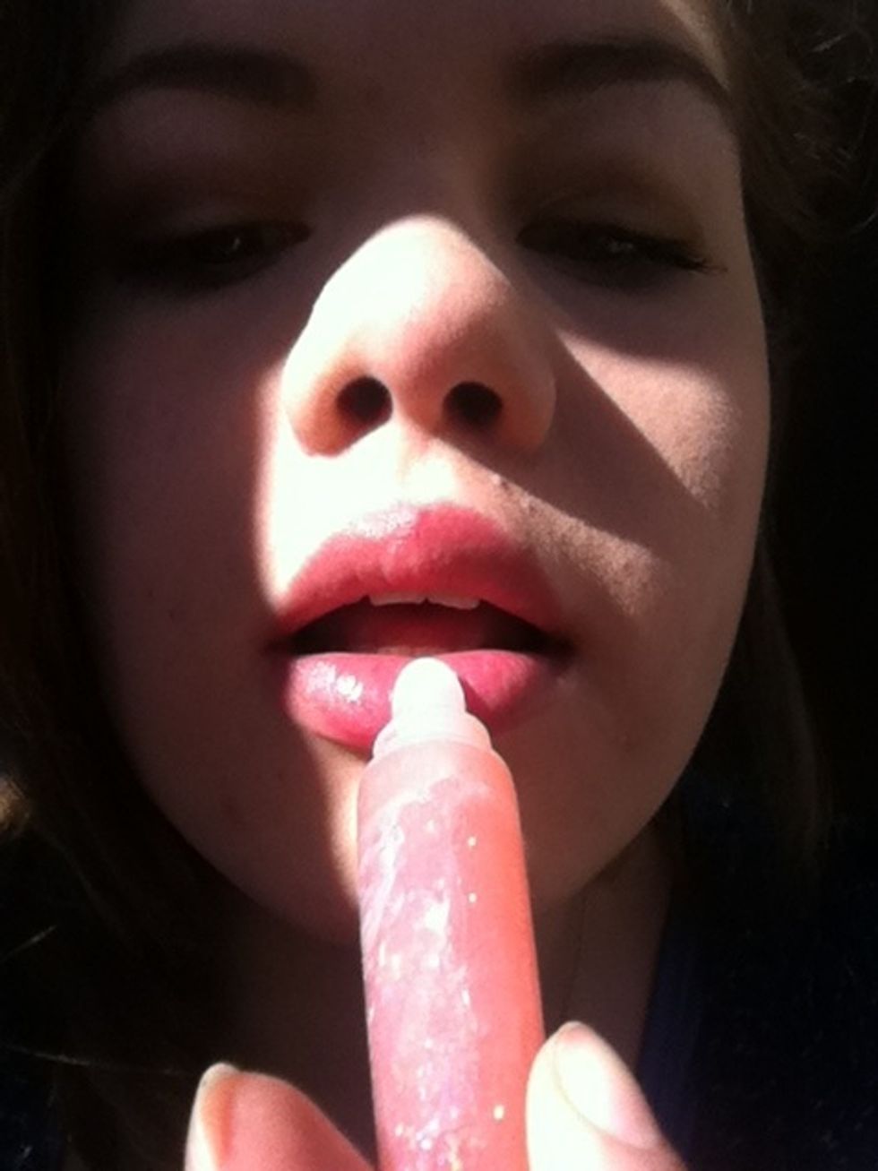 Then I apply a super shiny gloss, I used pink lemonade by Mary-Kate and Ashley (it's so sparkly) \ud83d\ude0a