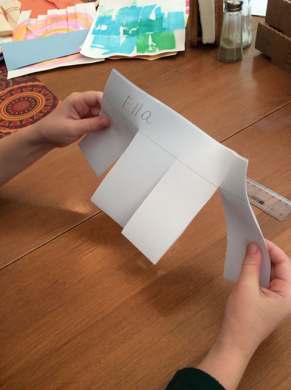 Then I cut again so that I have two pairs of pants. Now I have 4 parts.