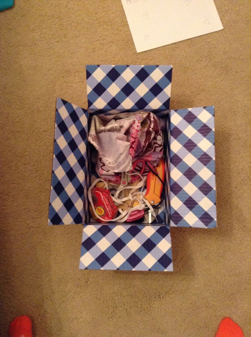 Then, I just put my little box together of quick supplies for a guide.\ud83d\ude04