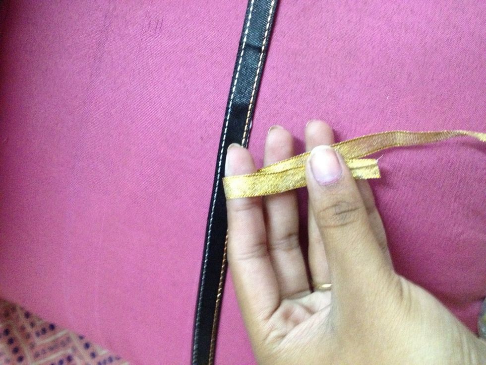 Then I make a gold ribbon bow...