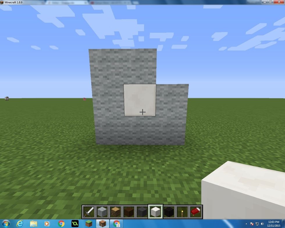 Then just add a Quartz Block in the middle.