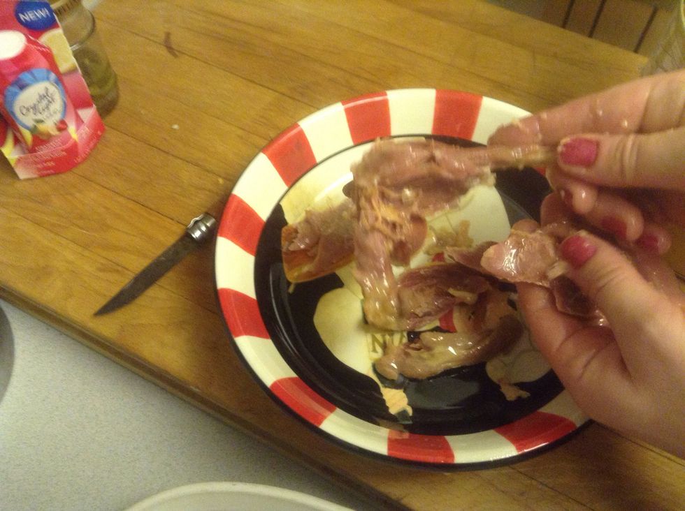 Then just press the meat with ur finger, and meat chunk will come off the bones