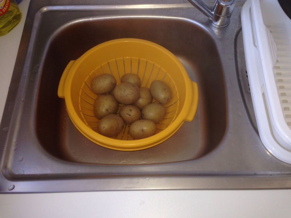 then let the potatos dry and put back in the jar for 15 min, put it aside.