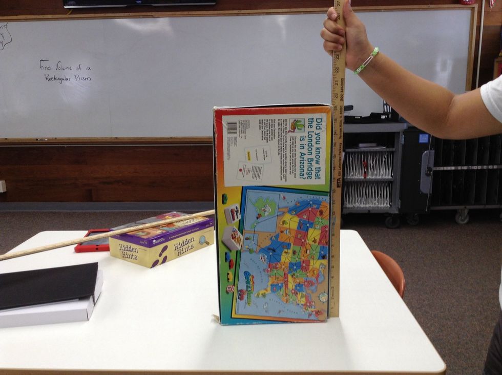 Then measure heights witch is 19 inch.