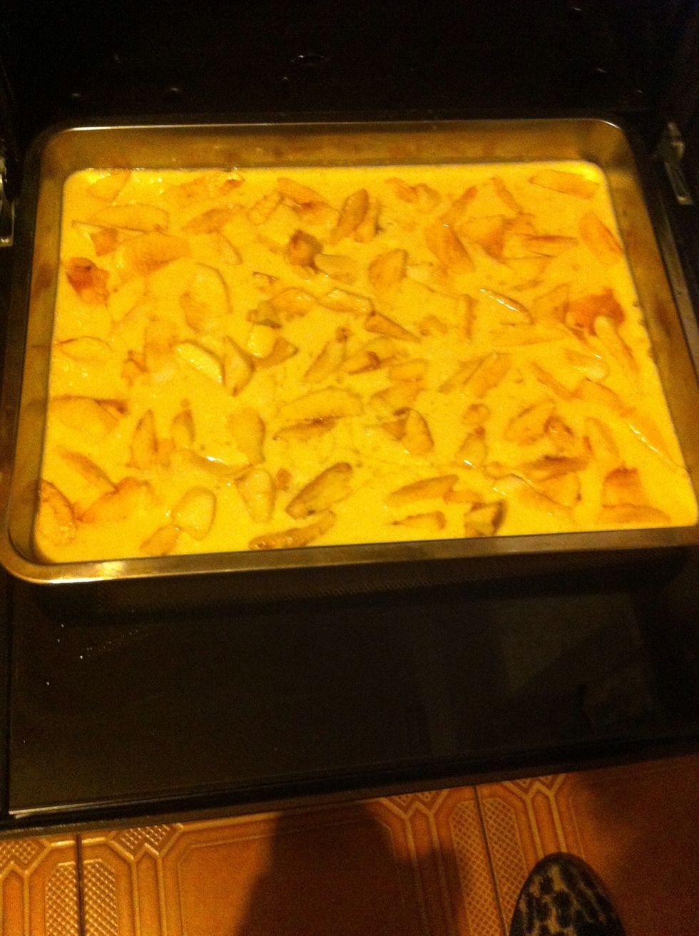 Then pour into masses the apple