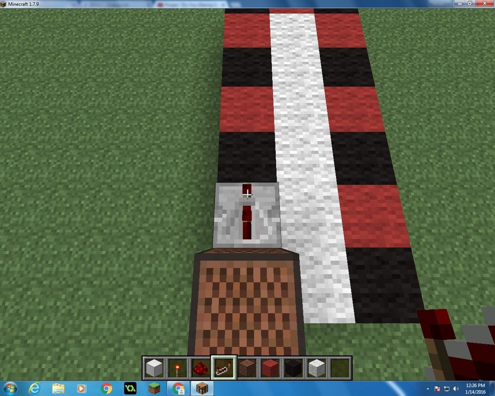 Then put your Repeater in front and bring it to 2 ticks (Right click it once).