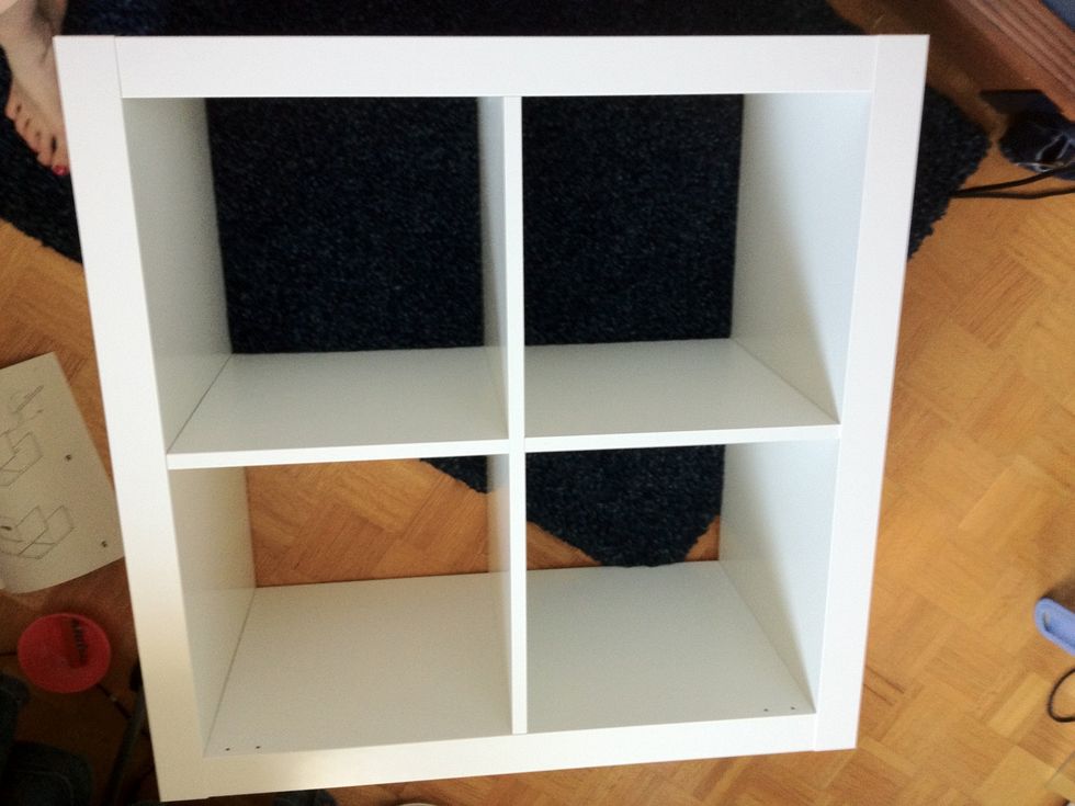 Then screw the pieces together with two a screw on each corner. And VOILA! You made a shelf.