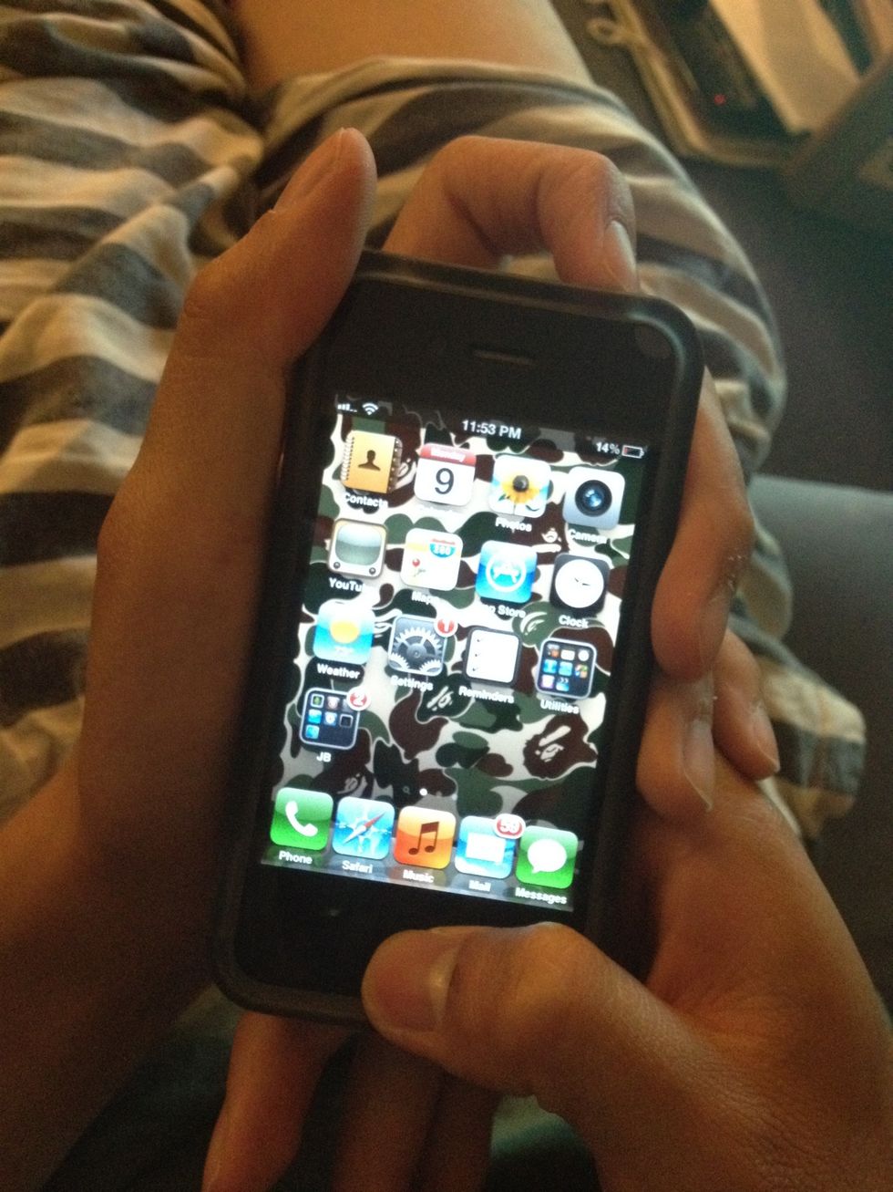 Then simply press your lock button and home button both at the same time.