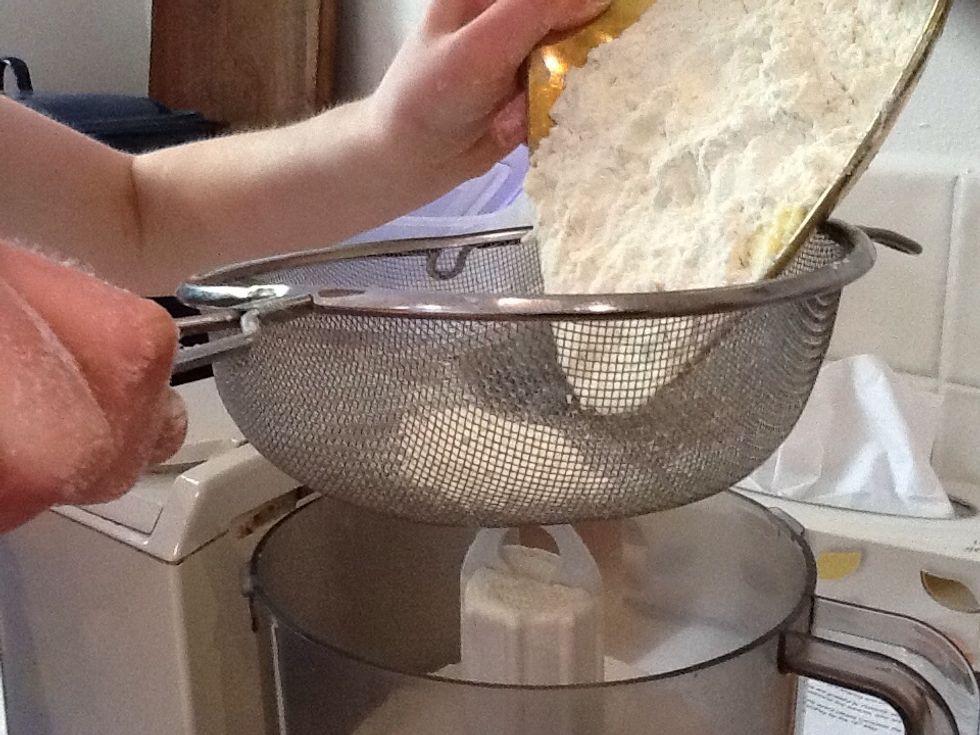 Then siv your flower into your bowl or maja mix