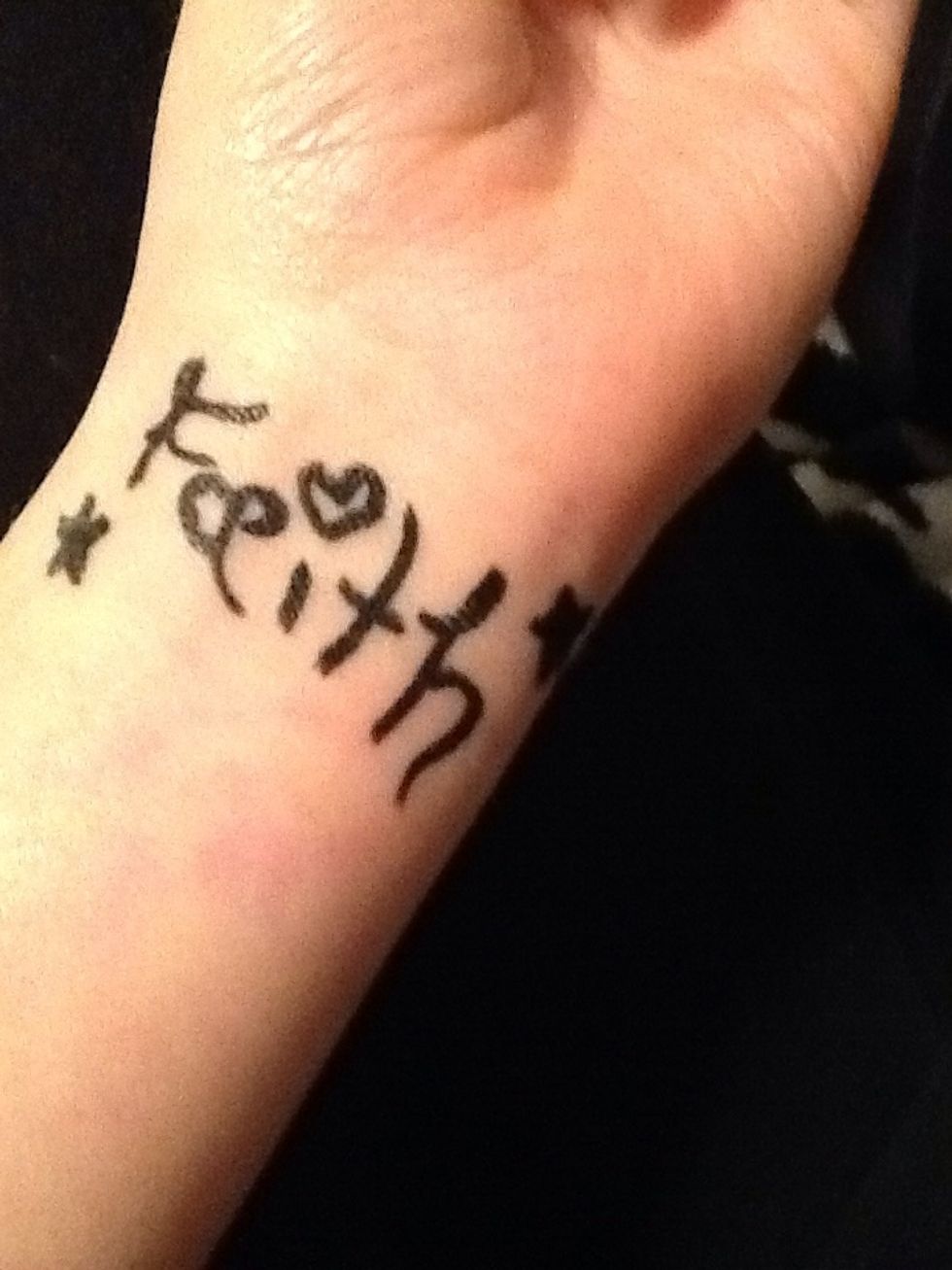 Then spray some more hairspray and bam your done :)