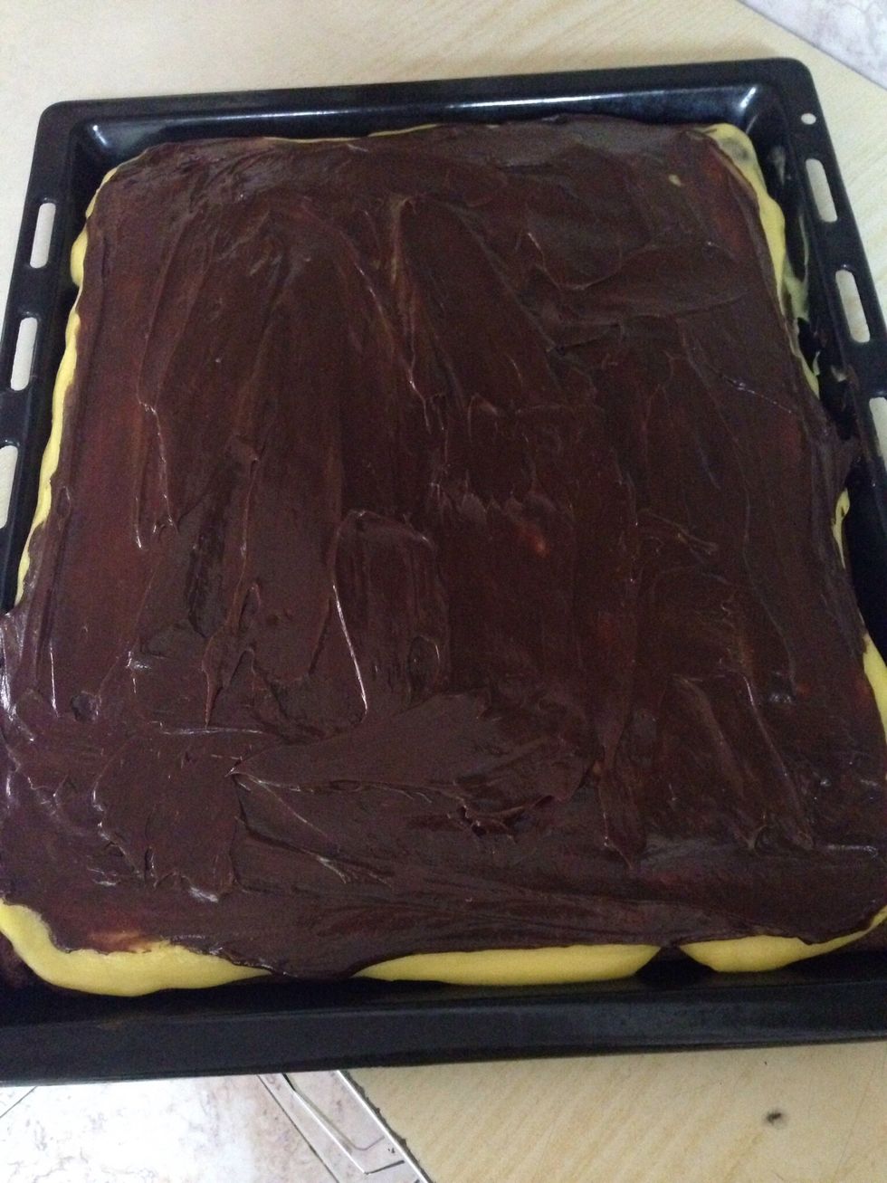 Then spread the glaze over the top of the whole cake and take back to the fridge for 2-3 hours.