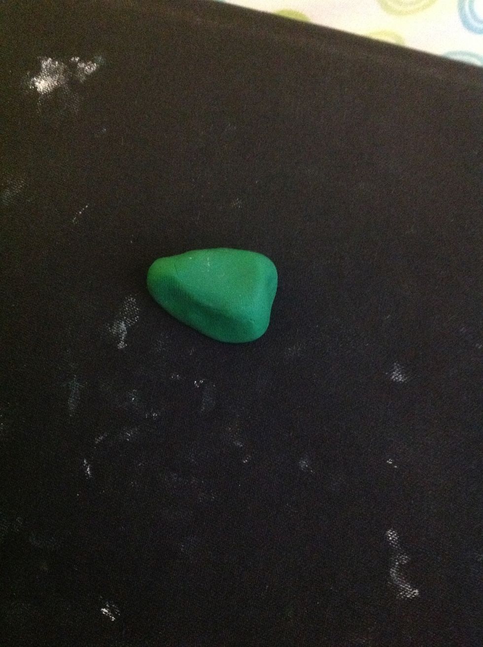 Then squish the sides in, like above. This will be the main head.