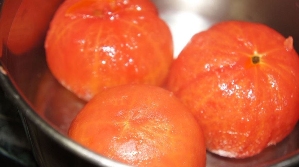 Then take peeled off tomatoes in a mixi jar and make a pur\u00e9e..