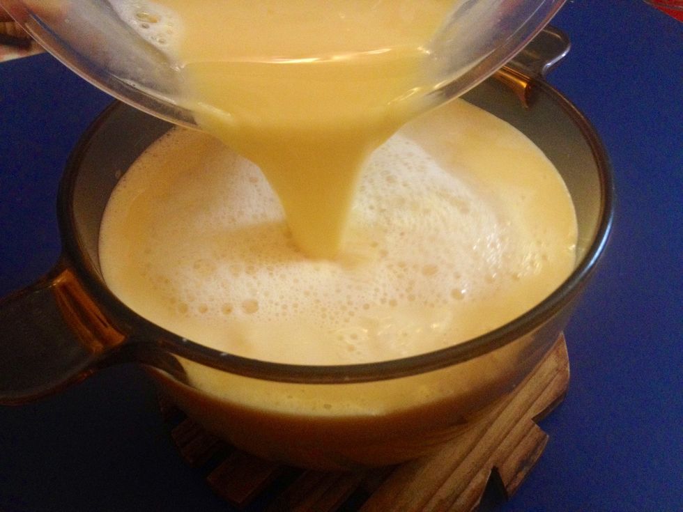 Then the rest of milk can be added into the egg mix.