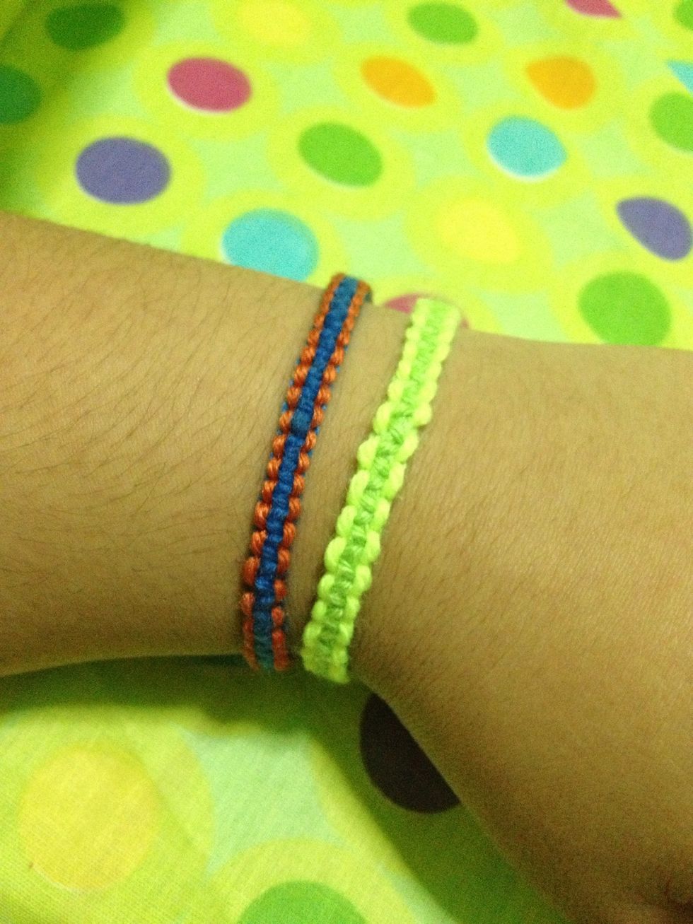 Then there you have it! I've made another one too, with neon colors :) Oooooh. Show it to your friends. And if they liked it make them one too. Or you could just teach them how to make it. lol.