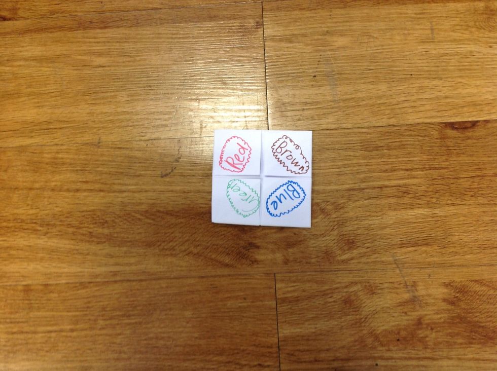 Then,turn the paper back and write the color.