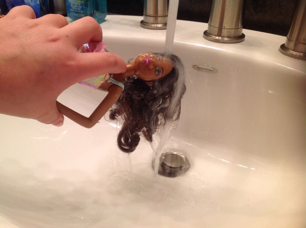 Then wet there hair in the sink.