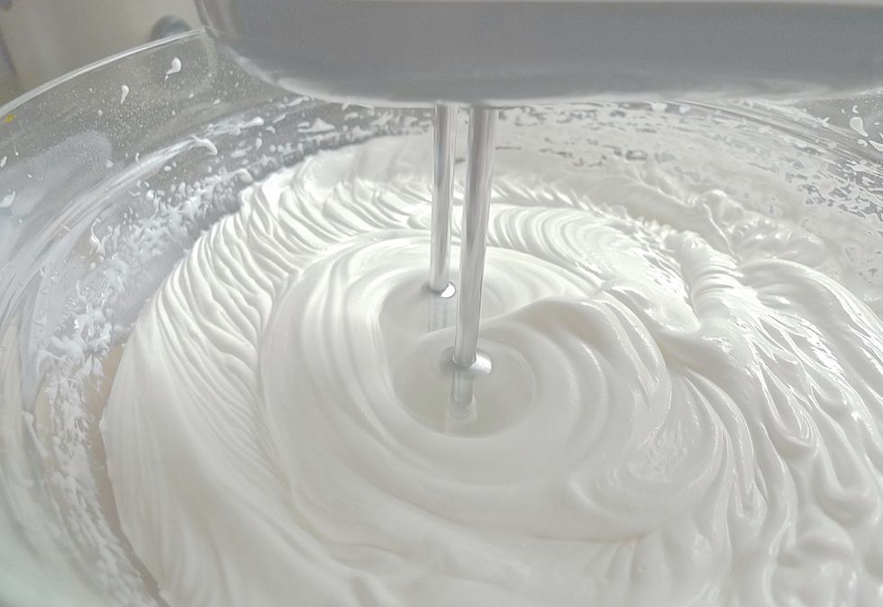 Then whip at high speed for 5 to 7 minutes or until stiff peak form.