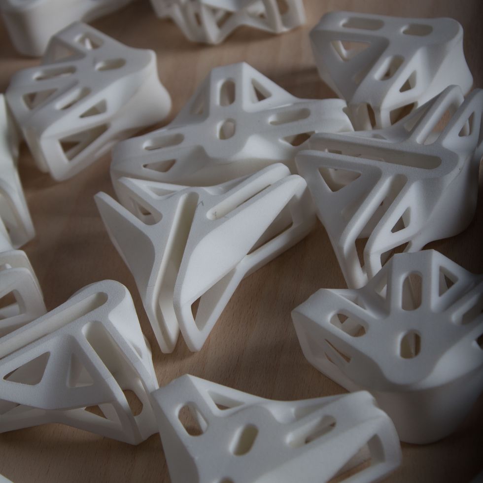 Then you can 3D print the joints with your FDM 3D printer. If you don't have any, you can use services like 3D Hubs to localize 3D printers near you or IMaterialise to order a very professional print.