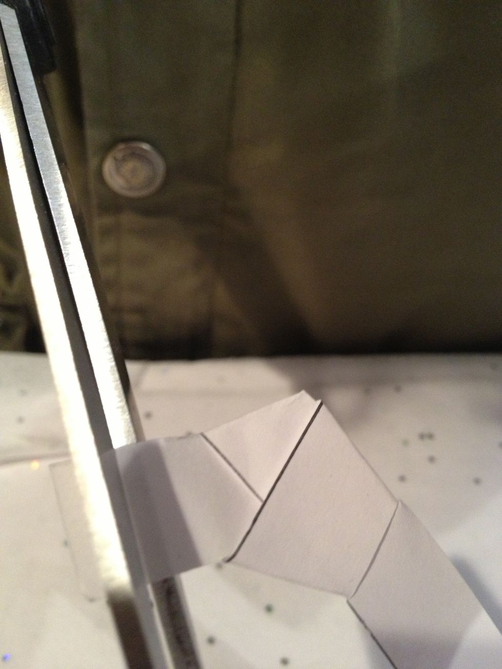 Then you Cut so there is 1cm