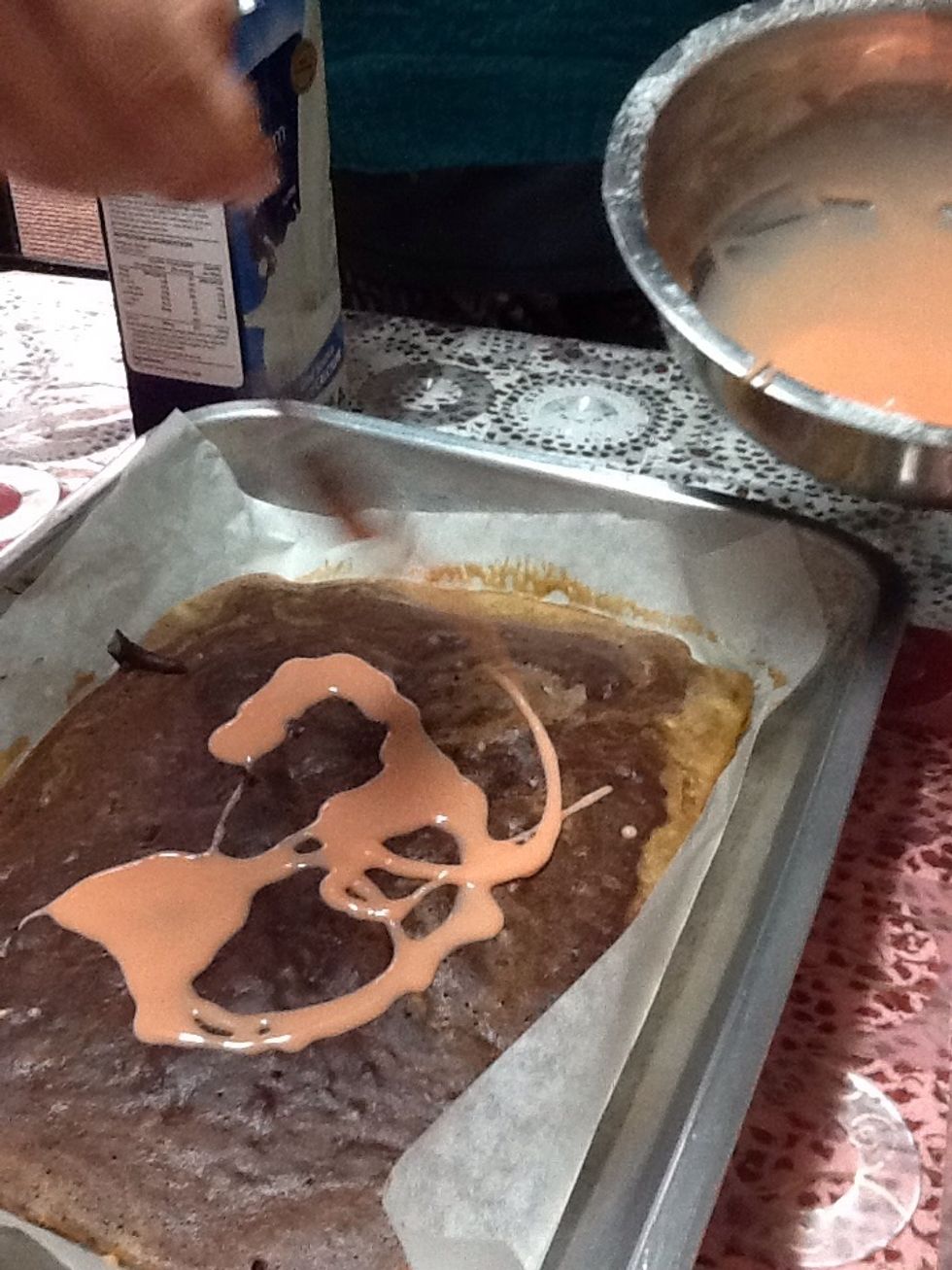 Then you have to drizzle it onto the cake.