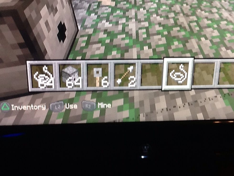 How to make an arrow trap in minecraft - B+C Guides