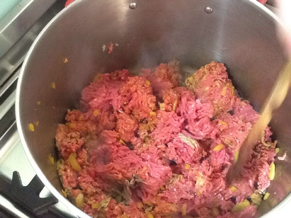 Then you put it all in with the minced meat.