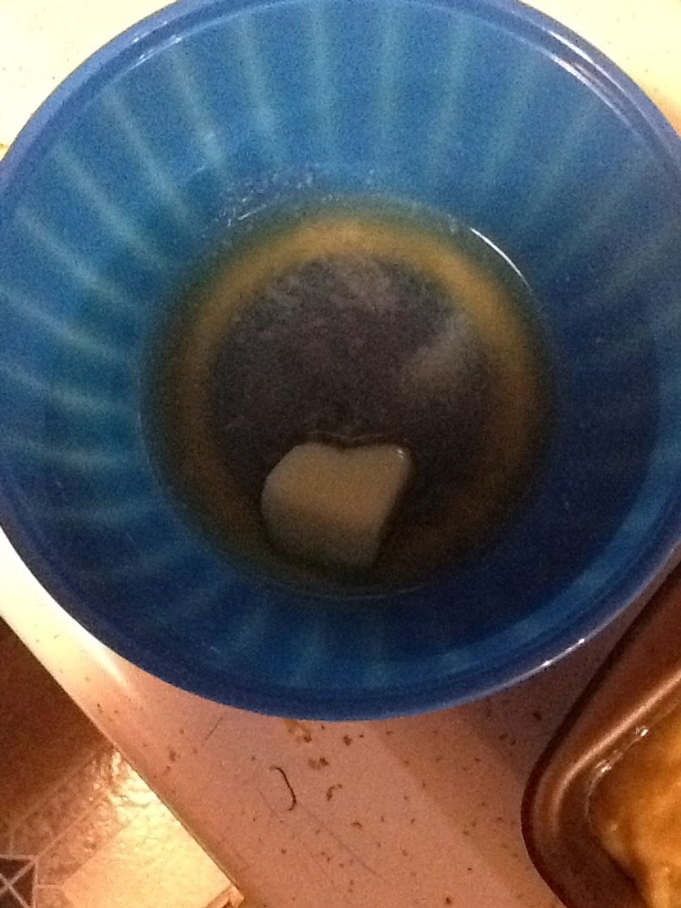 Then you put the cake aside and now u have to make the topping. So first u need 2 tablespoons of butter