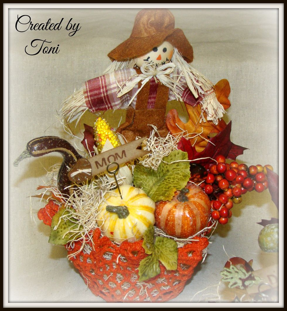 There are so many possibilities with these baskets and they are the perfect size at a place setting.  This basket was sprayed with Lindys Hags Wart Orange