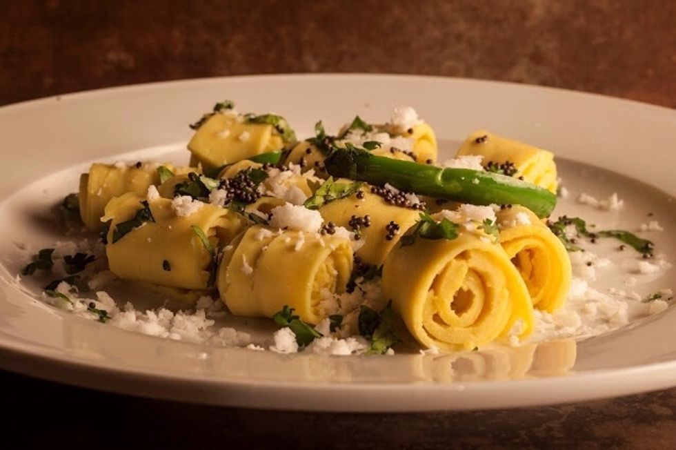 There they are, a delicious finger food. A little bit of practice and you'll be rolling these little buggers easily and in no time. You'll love them and your gluten free friends will love you for it.