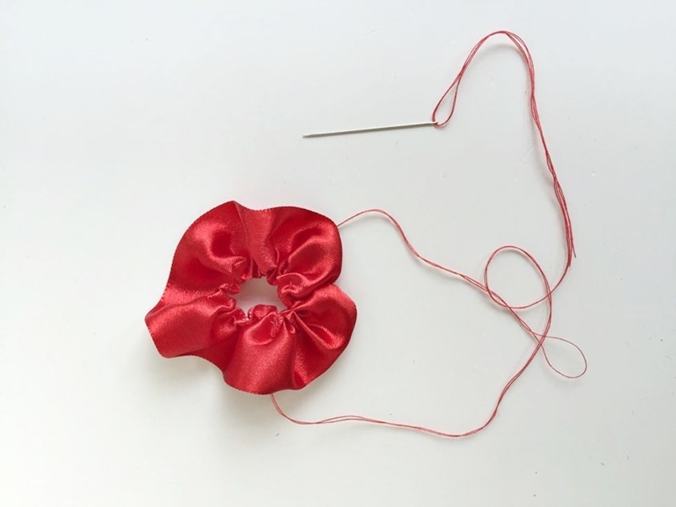 There, we created a ruffled ribbon ring.