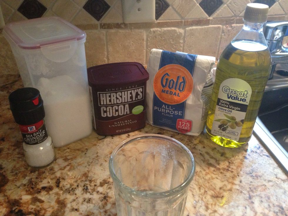 These are all the ingredients. Make sure you grease the mug up with some spray so it doesn't stick to the mug.