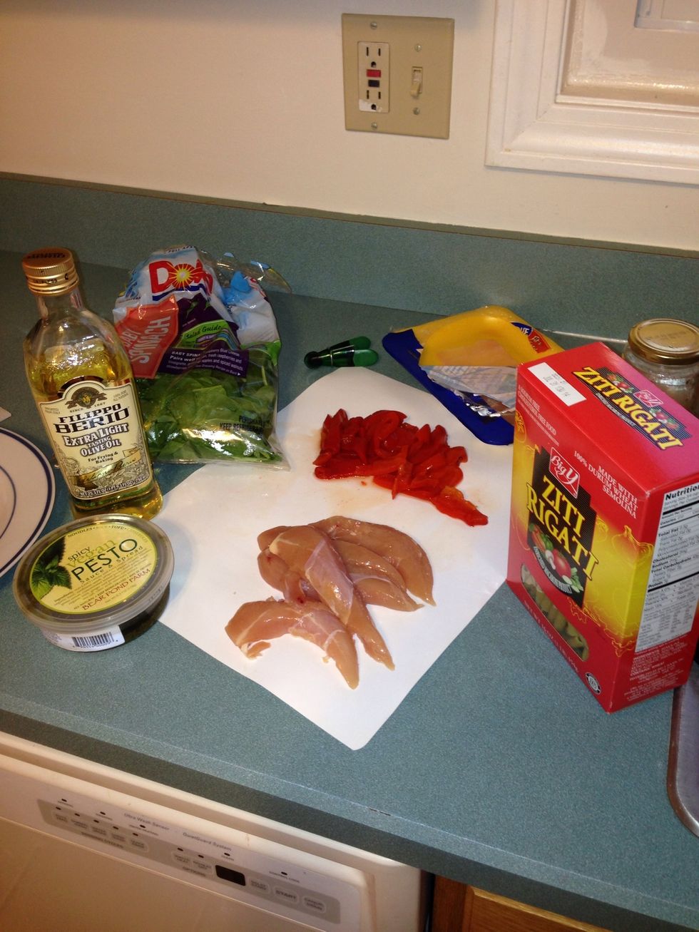 These are basically all the leftover ingredients from the two dinners from the other night! Three great dinners with a bit of the same ingredients!