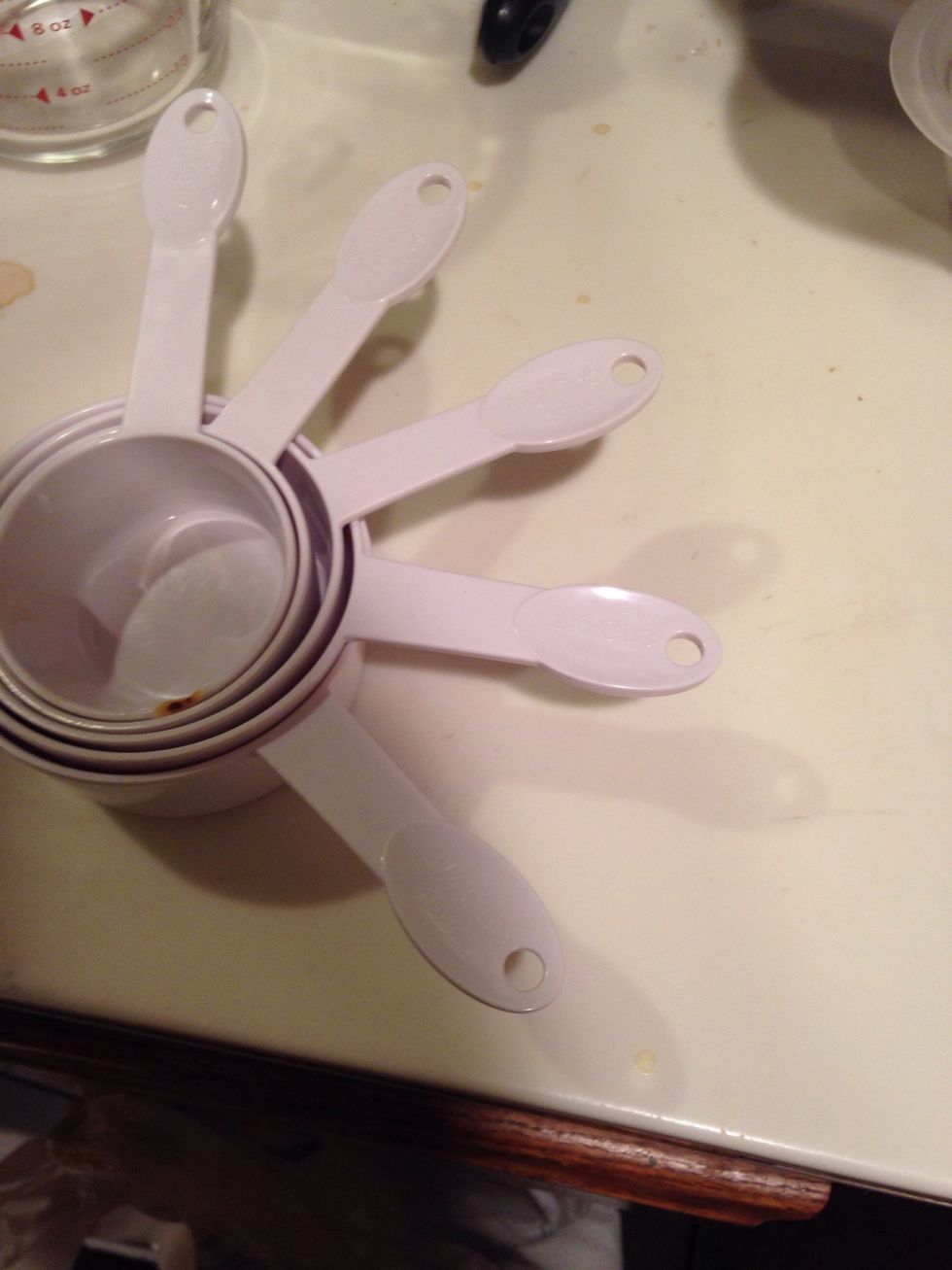 These are dry measuring cups. They can be used to see how much flour you need to put in a recipe. I can use these to measure how much flour I need in something.