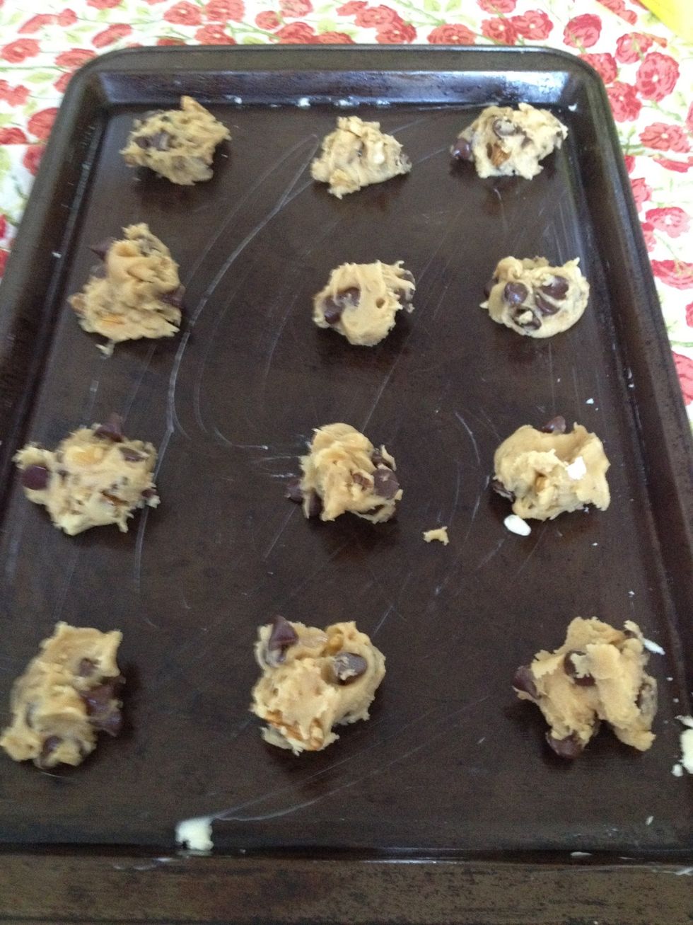 These are smaller ones. Bake cookies for 8-11 minutes (depending on size) or until golden brown. Watch carefully - you don't want burned bottoms!