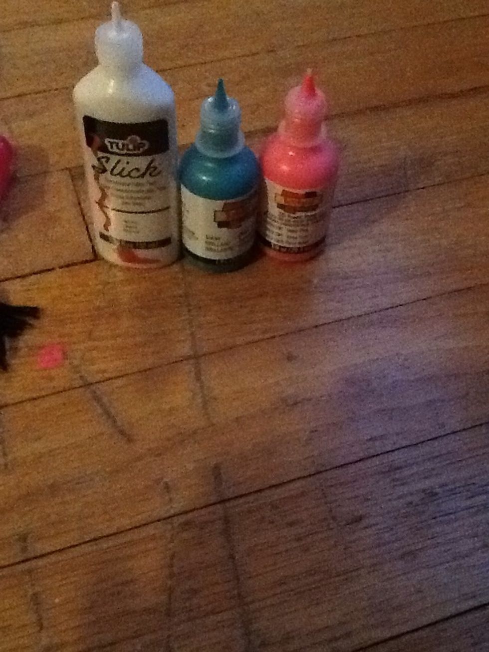 These are the fabric paints that I used \ud83d\ude03 enjoy