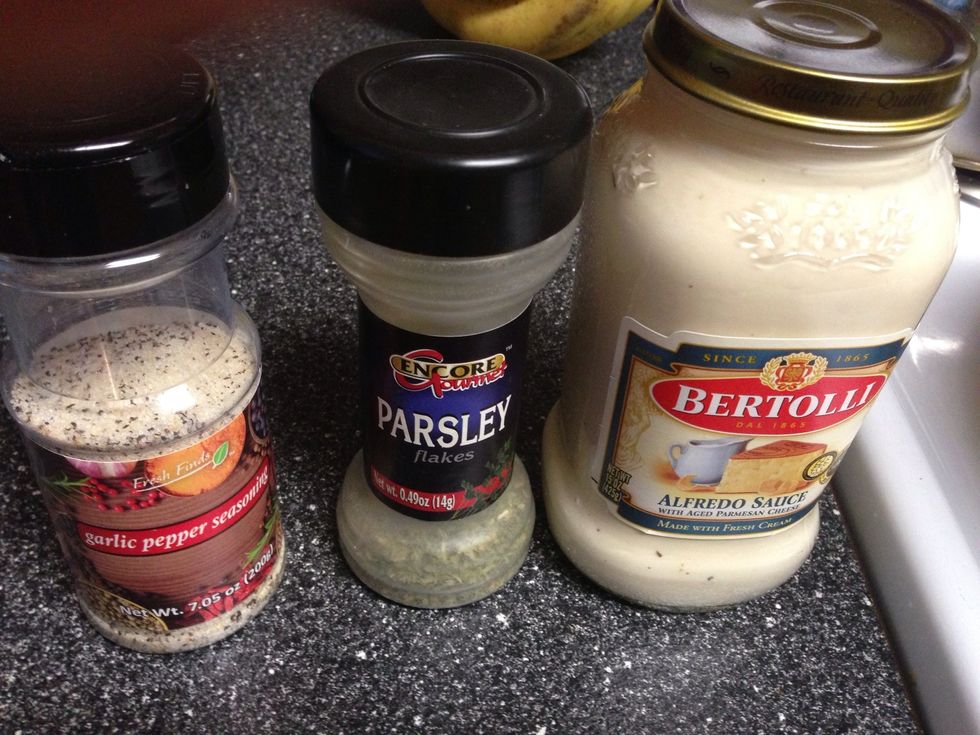 These are the ingredients I used in addition to the broccoli, shrimp & pasta.