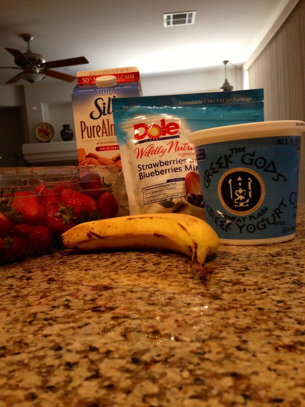 These are the ingredients you will need including a blender.