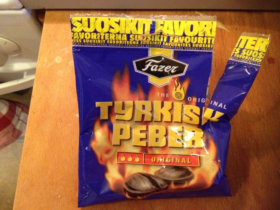 These are the pepper candies I'm using. It's a Finnish candy called "Turkish pepper". As you can see it varies in "heat" and this the strongest one.