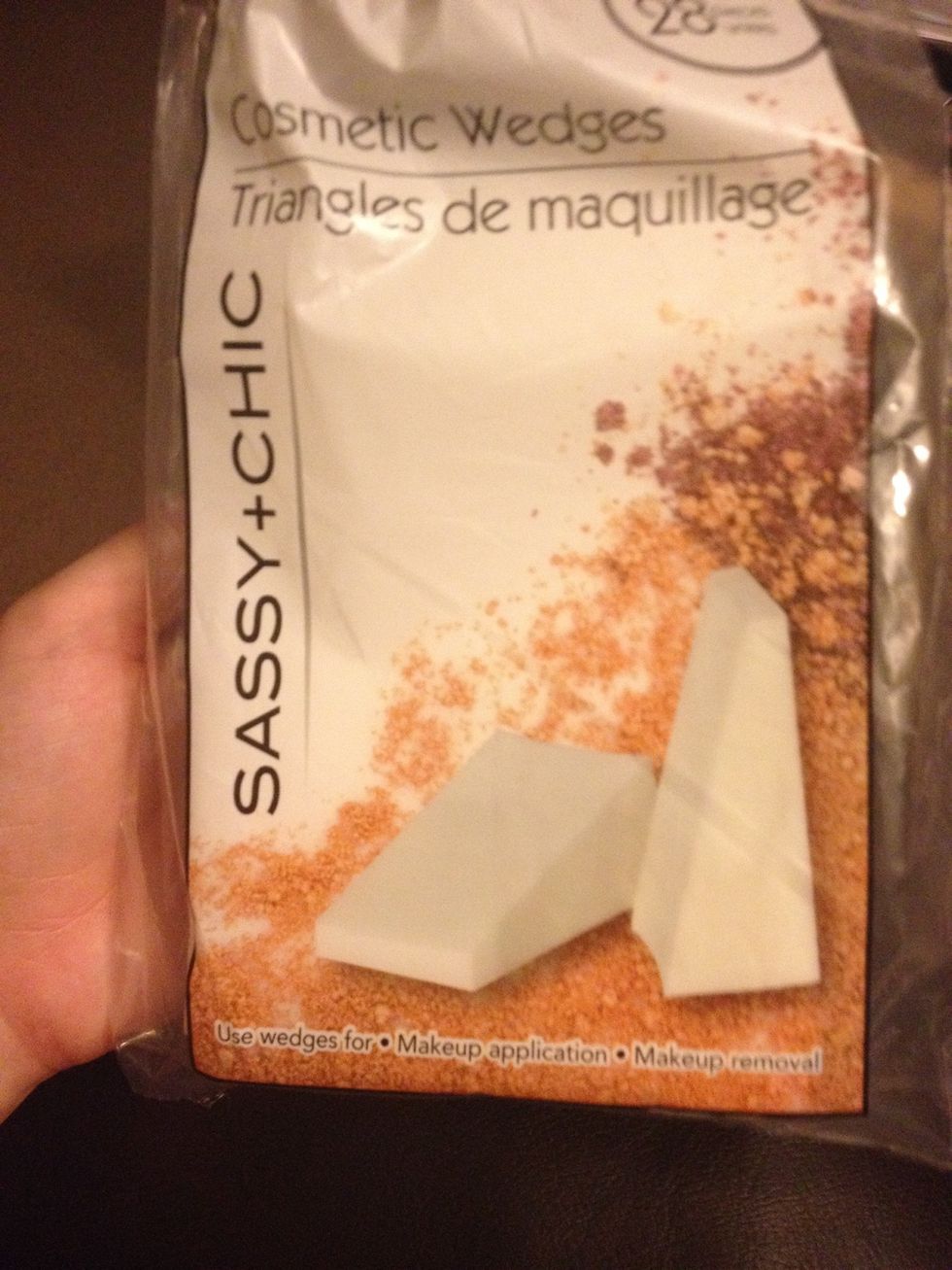 These are the sponges I'm using ((dollar tree ;) ))