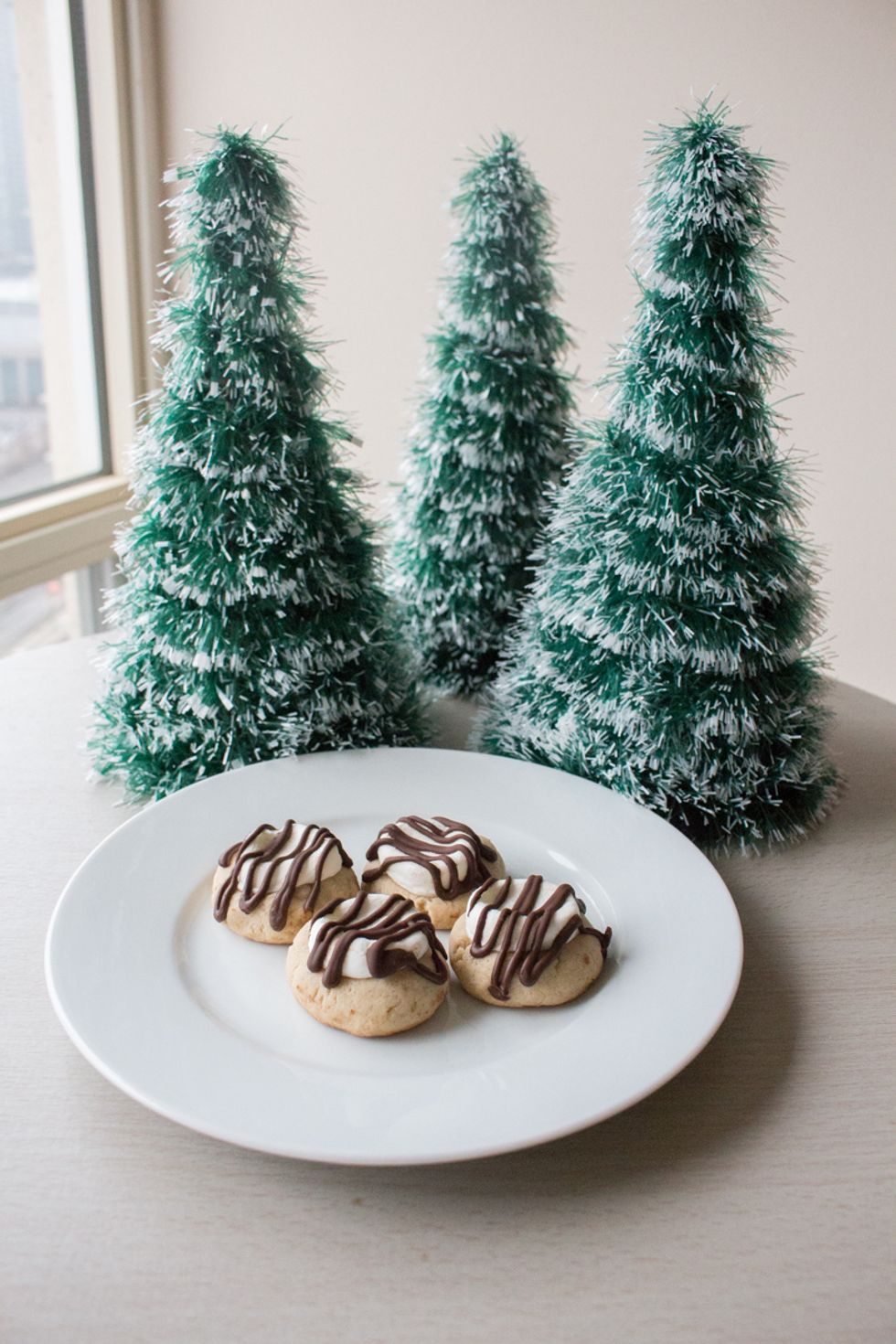 These bite size cookies are great for holiday parties! http://www.brit.co/tag/christmas-cookies/
