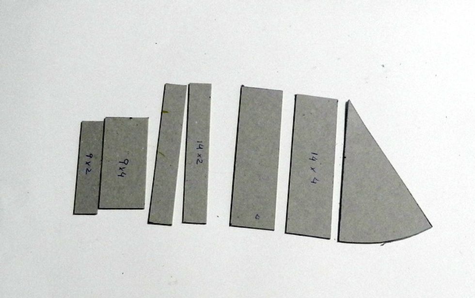 These measures refer to a circle of 28.5 cm in diameter, you may need to adapt them if your circle has another measure.