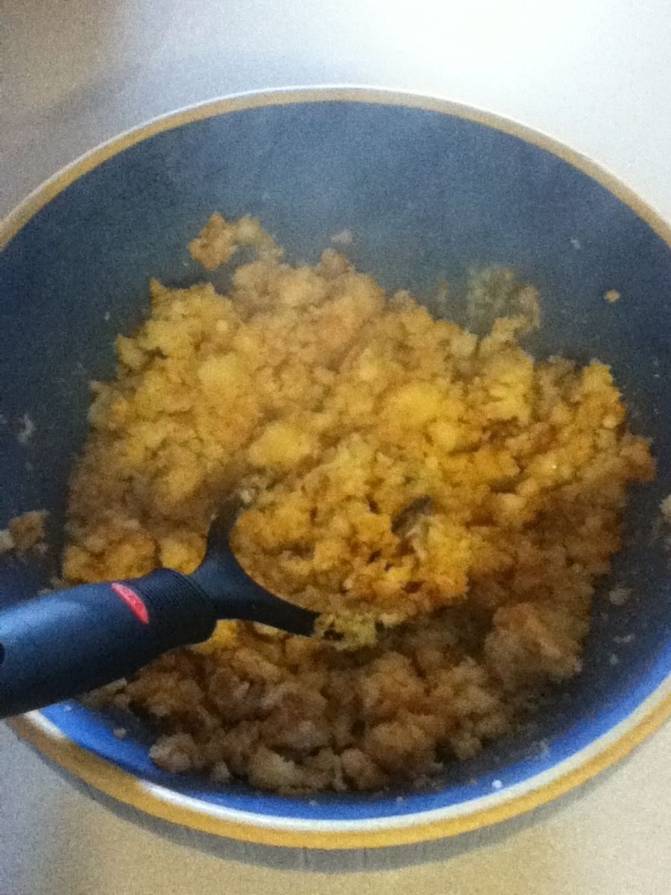 These potatoes have been bad. They must be punished with mashing. People have strong opinions about how to make mashed potatoes light and fluffy. Personally, I don't care as long as they taste good.