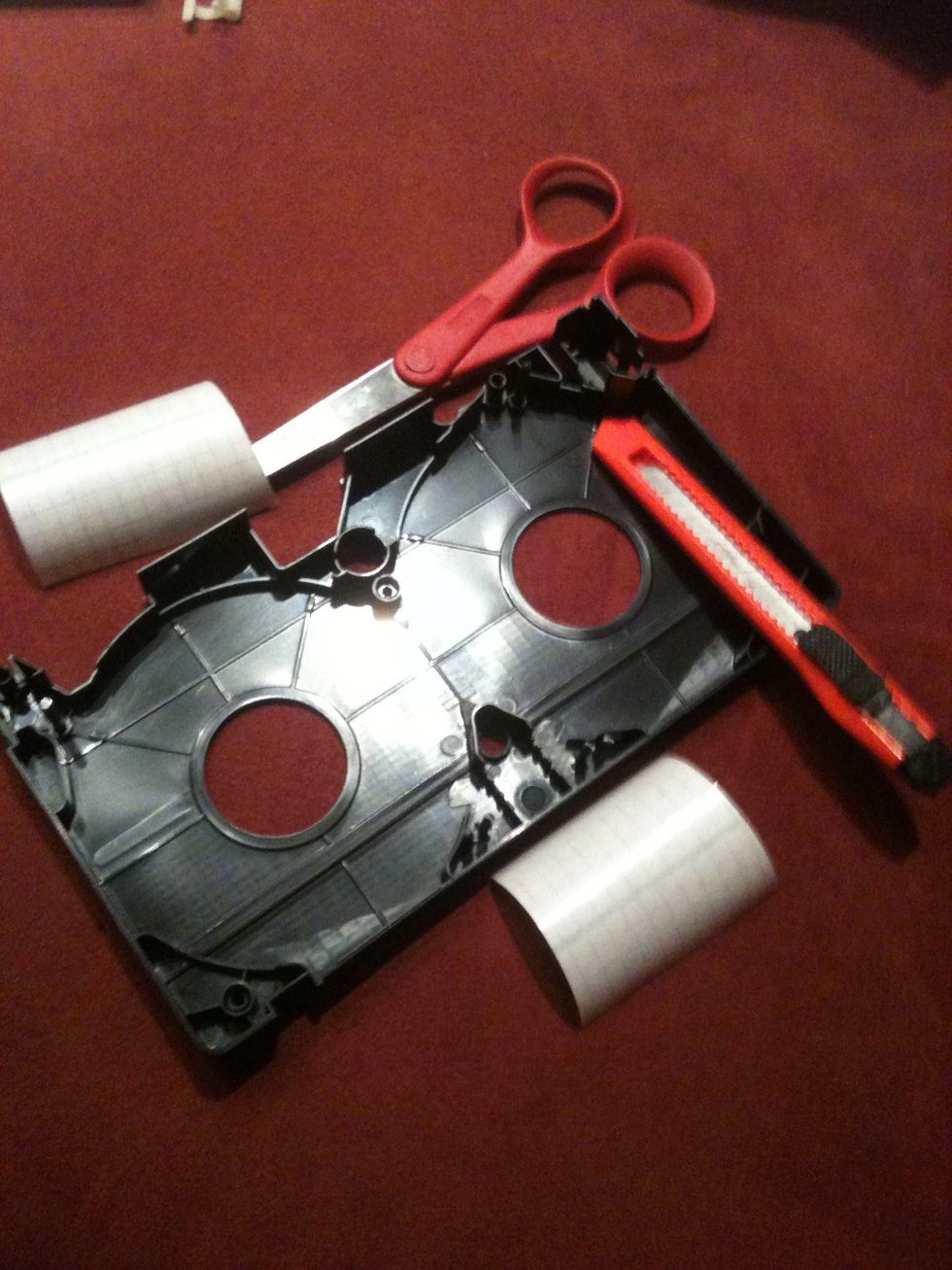 These will be the supplies for the next step. Wonder why there's still so much plastic pieces in there? I put it out afterwards as it was my first try with this.