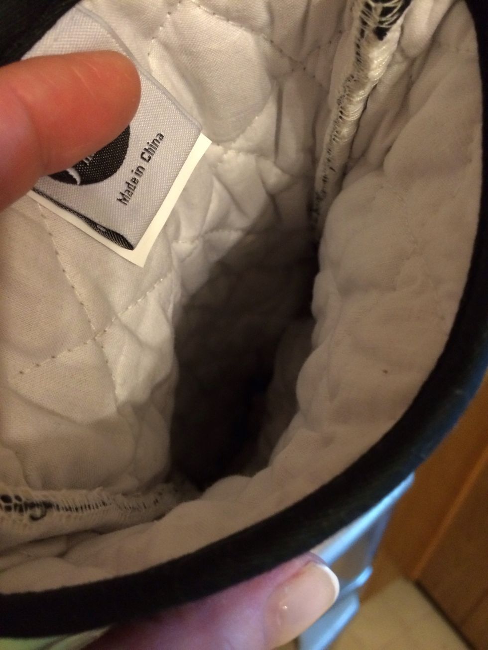 They are well padded to keep the heat off my hands.